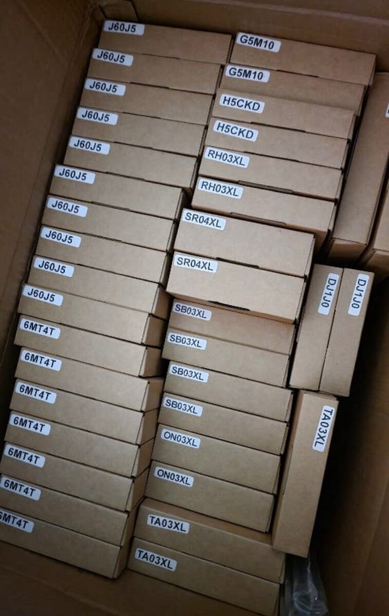 Laptop battery (Internal)