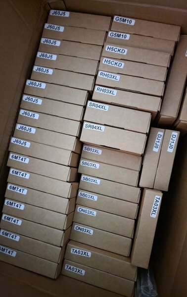 Laptop battery (Internal)