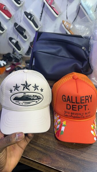 CASQUETTE !
