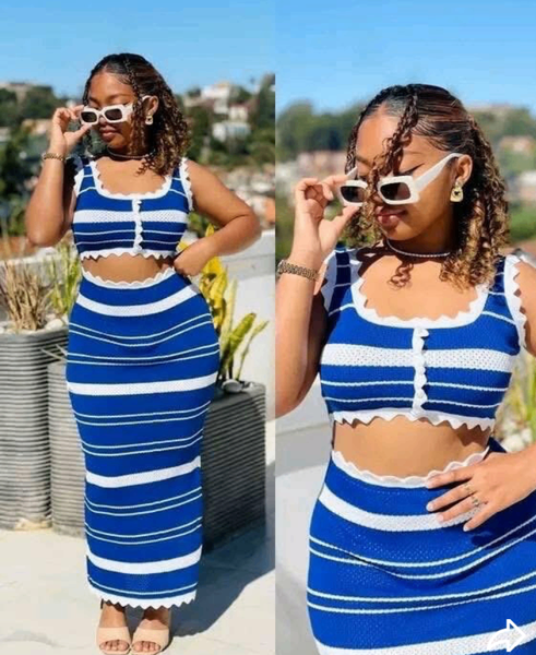 Ensemble côtelé bleu à rayures