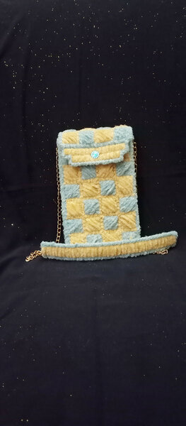 Mini pouch