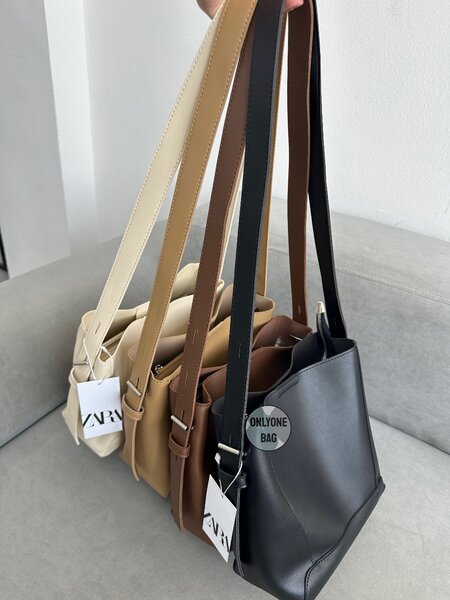 Сумка среднего размера