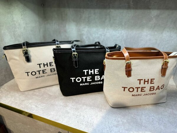 MARC JACOBS  / бесплатная доставка