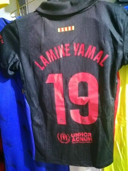 Maillot de football noir