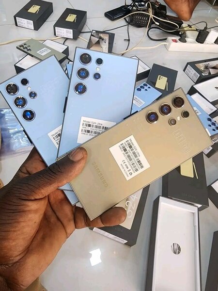 SAMSUNG GALAXY S24 ULTRA 512GB 12GB RAM première copie dubaï