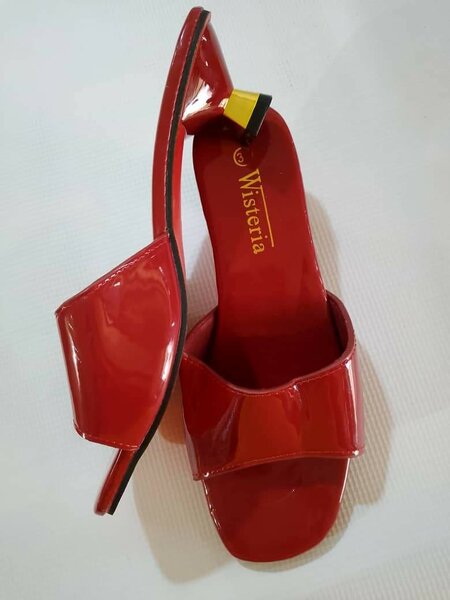 Sandales à talons chic