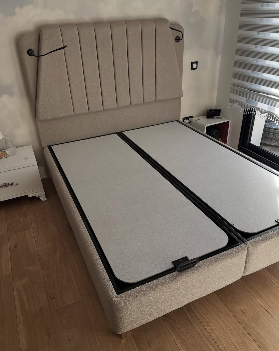 Lit coffre rabattable moderne