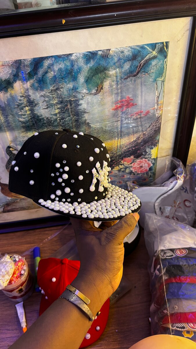 Casquette perlée stylée