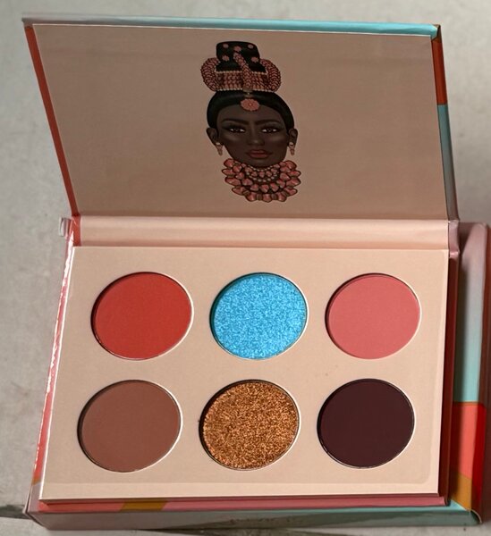 Palette de fards à paupières vifs