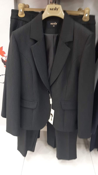 Suit noir