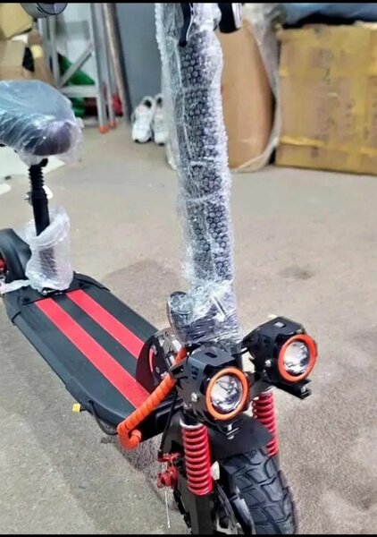 Trottinette électrique robuste