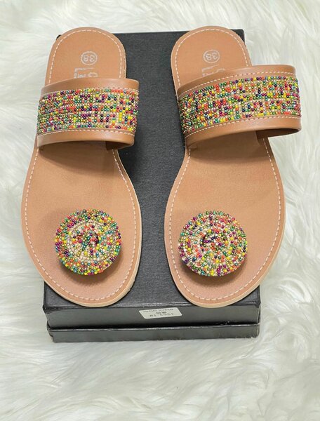 Sandales perlées élégantes