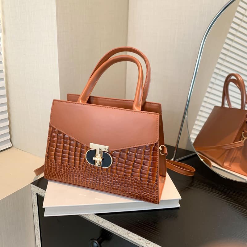 High quality and fashionable trapezoidal women's bag brown