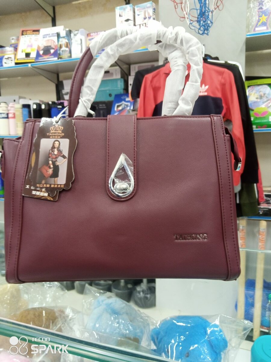 Ladies purse colour avil@ble