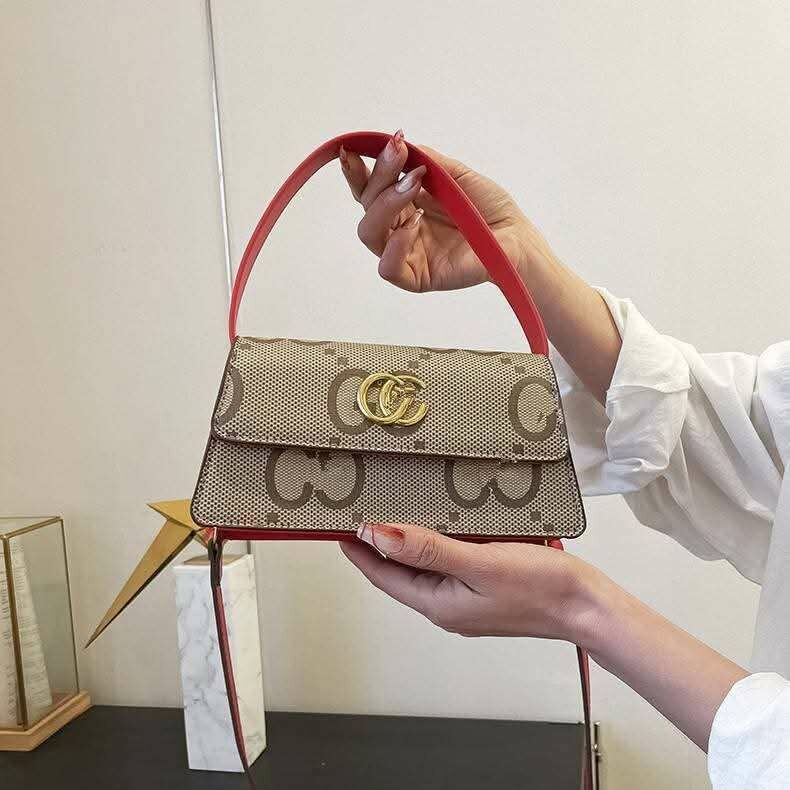 Sac à main élégant en cuir