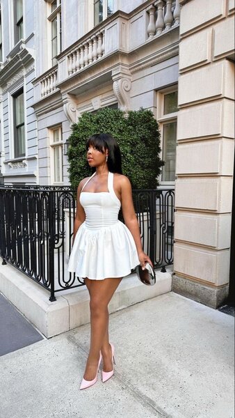 Robe Blanche Élégante