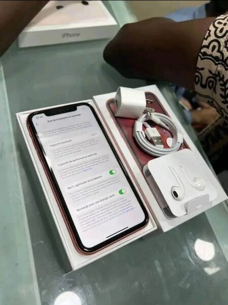 iPhone XR Rouge 64GB Débloqué