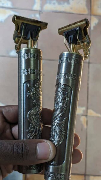 Rechargeable shaving machine