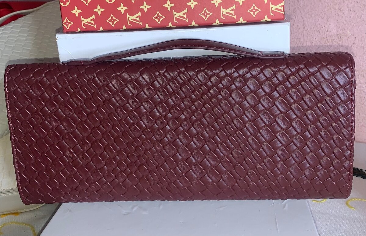 Sac à main en cuir tressé