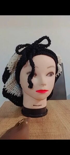 Bonnet en Crochet Coloré