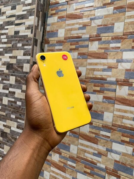 iPhone XR Jaune