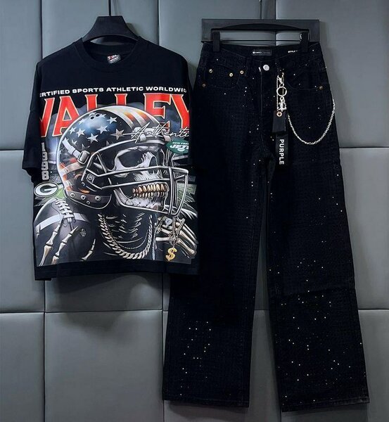 T-shirt graphique et pantalon