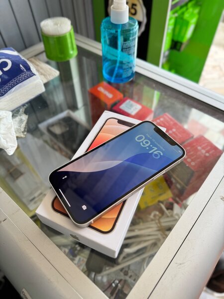 iPhone 12 64gb