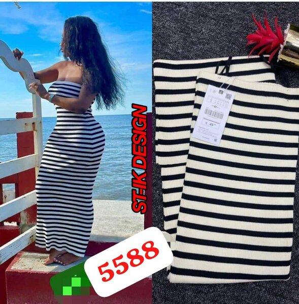 Robe longue rayée élégante