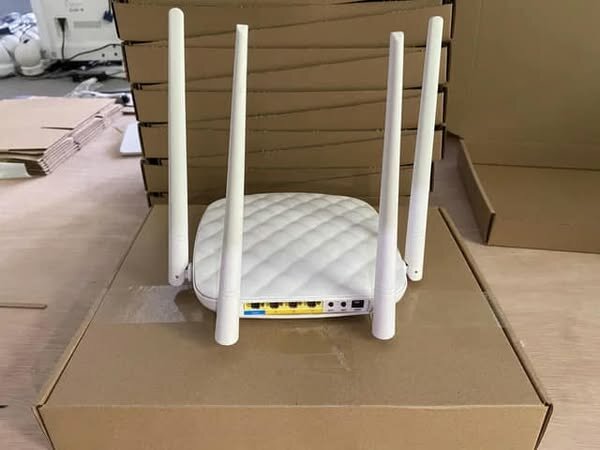 Offrez-vous une Couverture Wi-Fi Fiable avec les Routeurs Tenda 