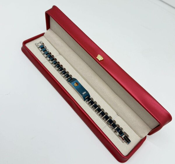 Bracelets en acier inoxydable élégants