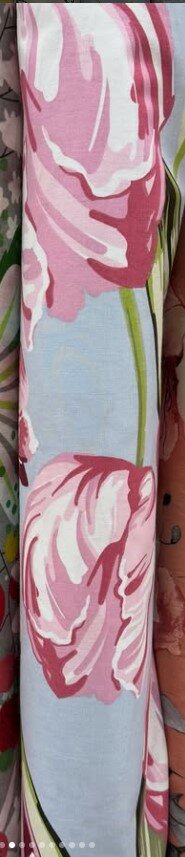 Рулон красивой узорчатой ткани Ранфорс