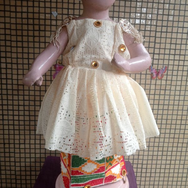 Robe en dentelle pour enfants