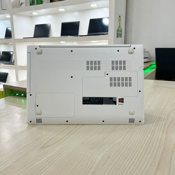 Ordinateur Portable Lenovo i7