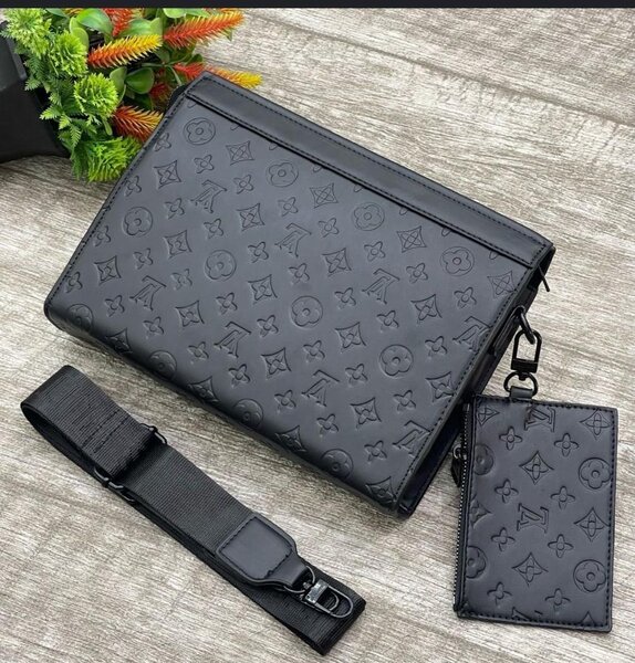 Pochette en cuir élégante