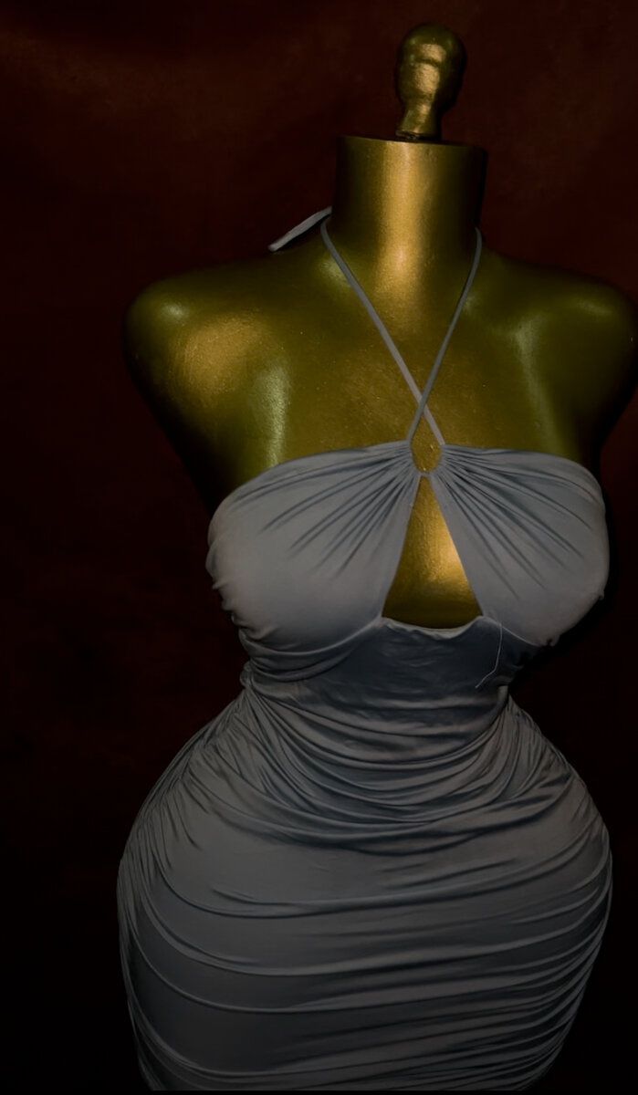 Robe élégante sans bretelles