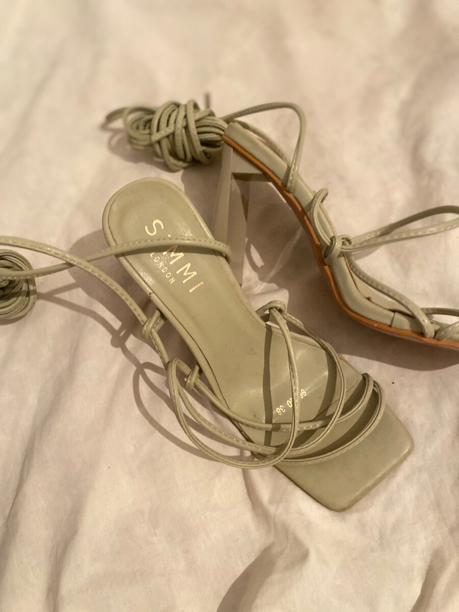 Shoes k250,pants k150 and dress k170