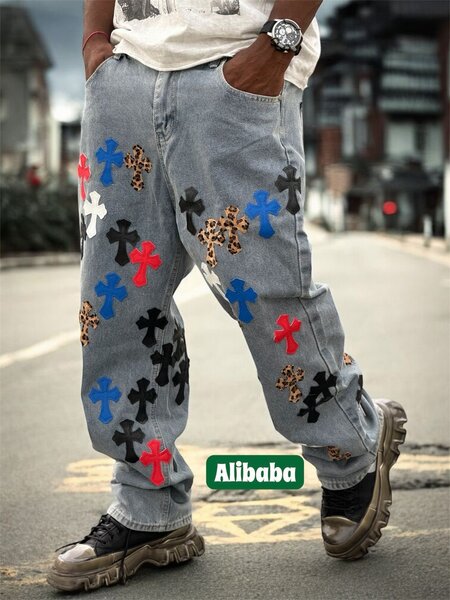 Jean ample motif croix