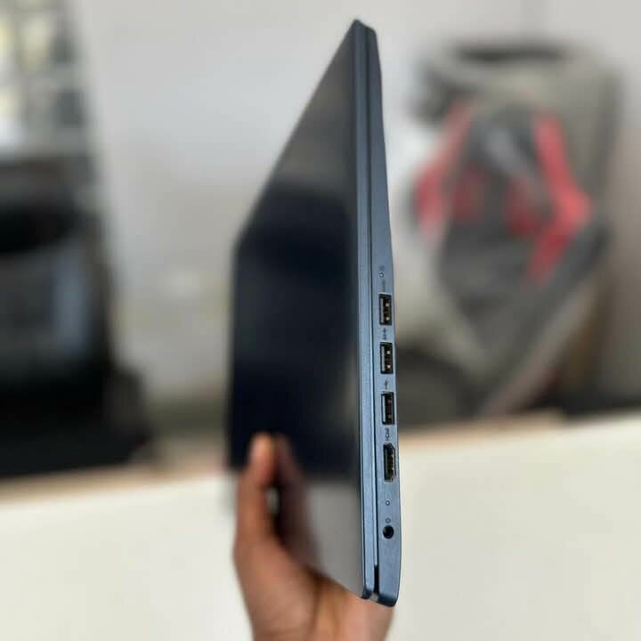 Lenovo idea pad 3 i3 10gen