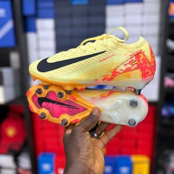 Nike air zoom malti stud