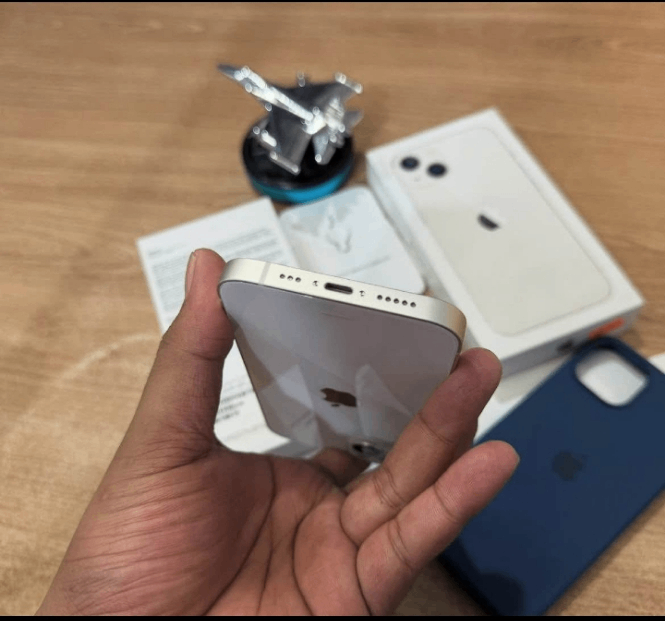 iPhone 13 Blanc Neuf