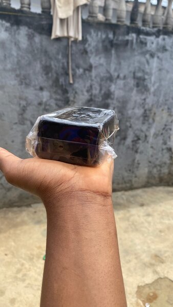 Savon noir réparateur nigeria