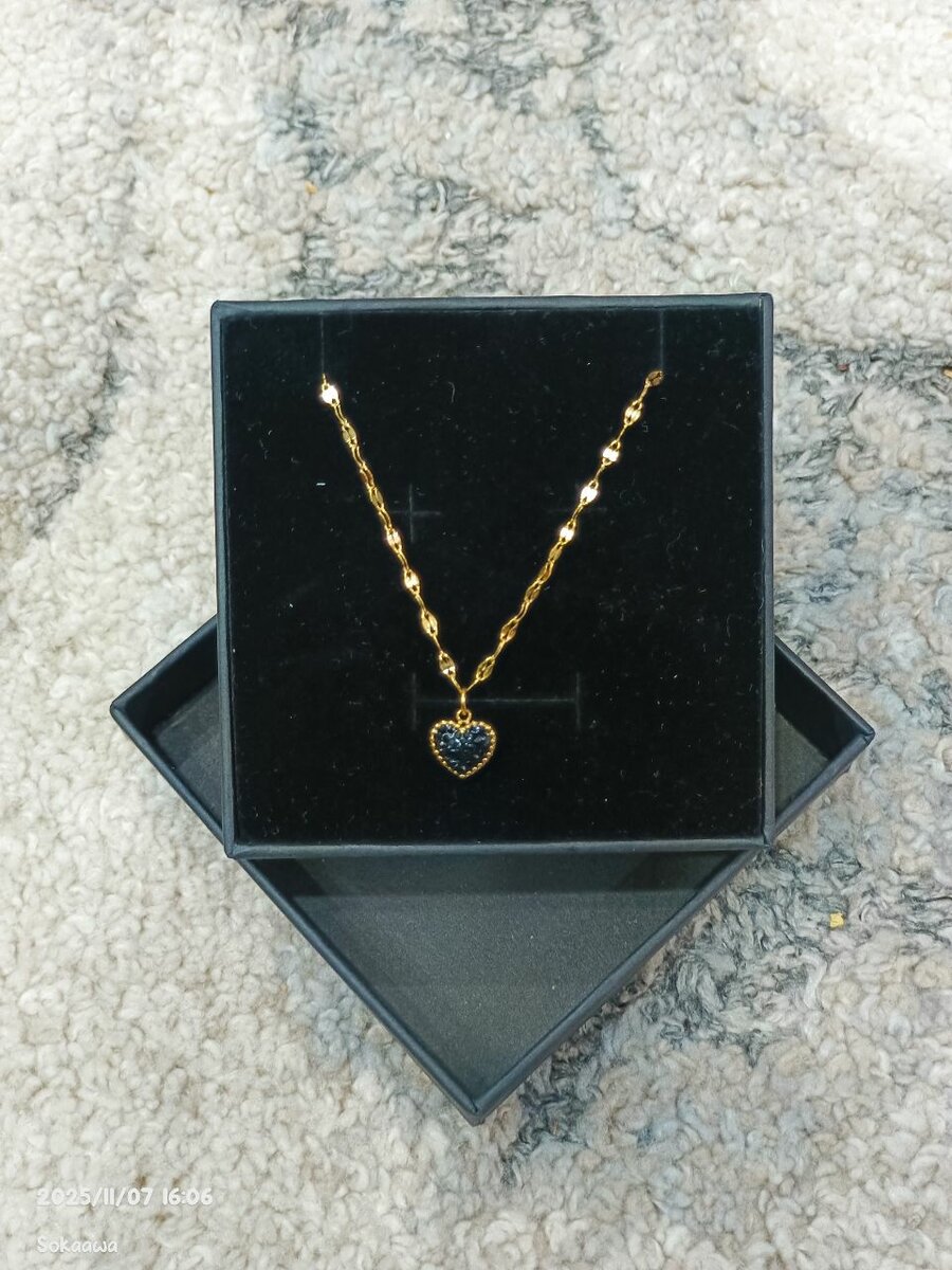 Collier pendentif reversible