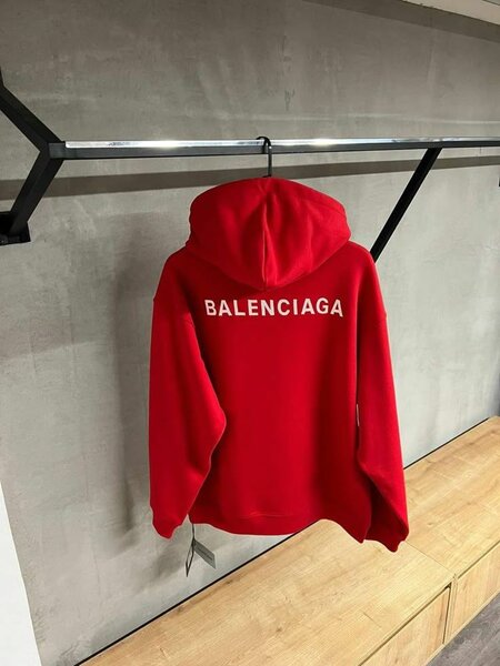 Hoodie rouge Balenciaga