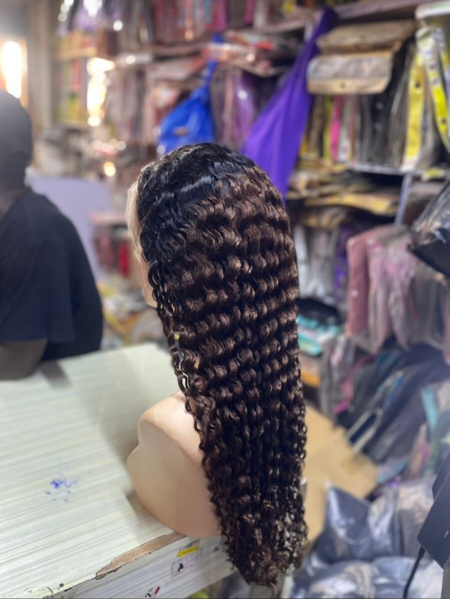 Perruque Frisée Longue Luxe