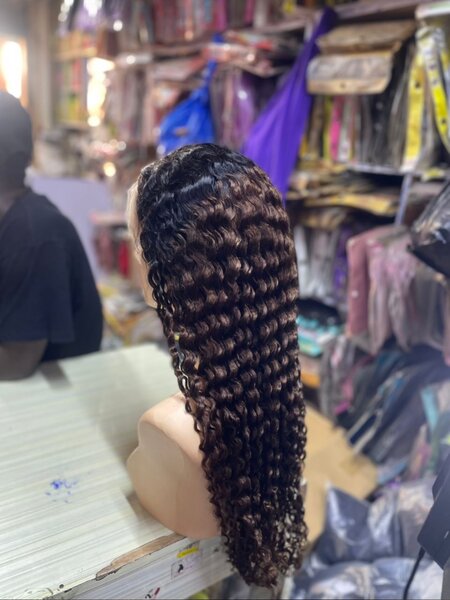 Perruque Frisée Longue Luxe