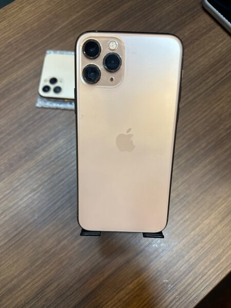 iPhone 11 Pro Gold