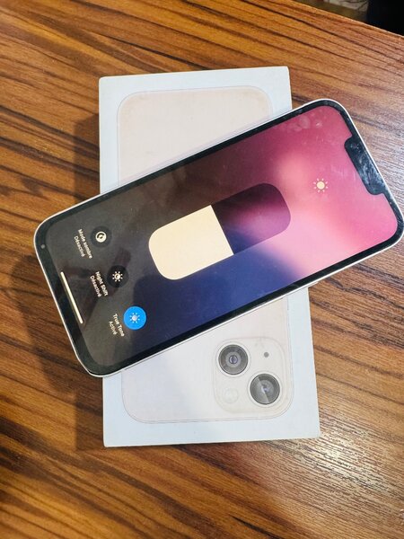 iPhone 13 128giga avec ID