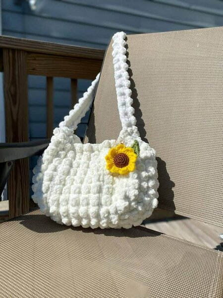 Sac à main crochet fleuri