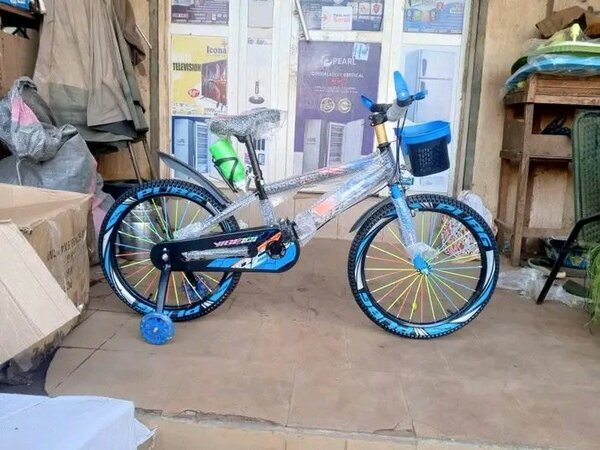 Vélo Enfant Coloré avec Roulettes