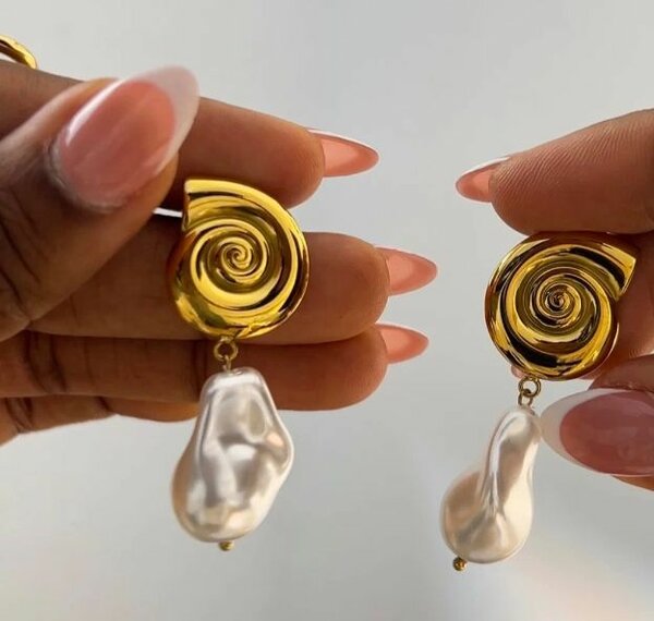 Boucles d'Oreilles Spirale Perle